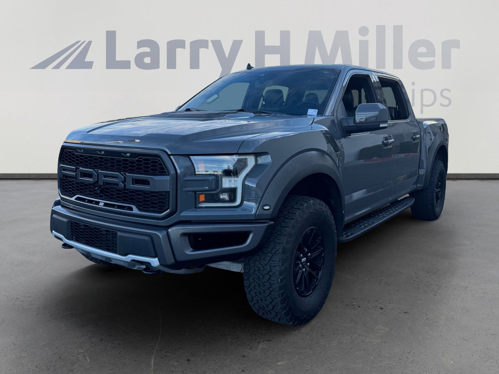 Used 2020 Ford F150 Raptor w/ Equipment Group 802A Luxury image 1