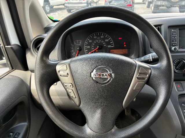 Used 2021 Nissan NV200 S image 18