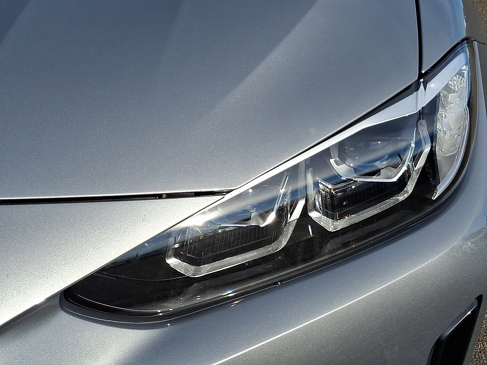 Used 2024 BMW i4 eDrive35 w/ Premium Package image 9