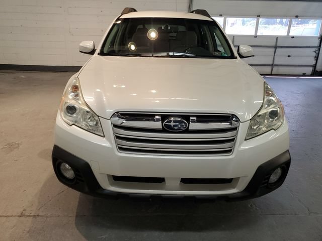 Used 2014 Subaru Outback 2.5i Premium AWD/4WD image 9