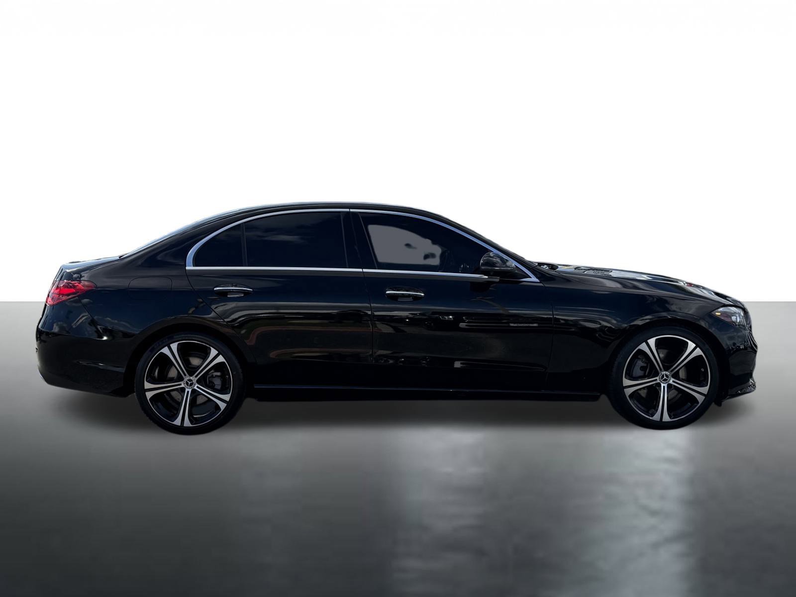 Used 2022 Mercedes-Benz C 300 Sedan image 9