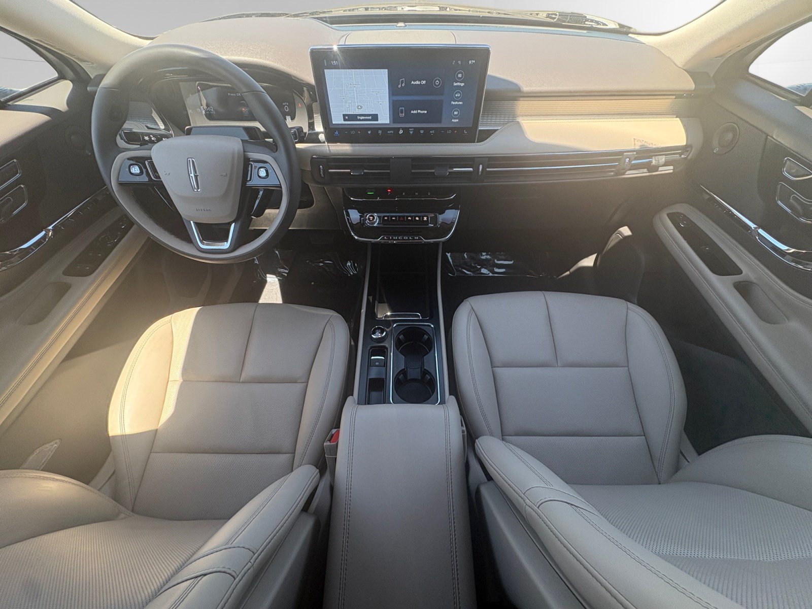 Certified 2024 Lincoln Corsair AWD w/ Equipment Group 102A image 10