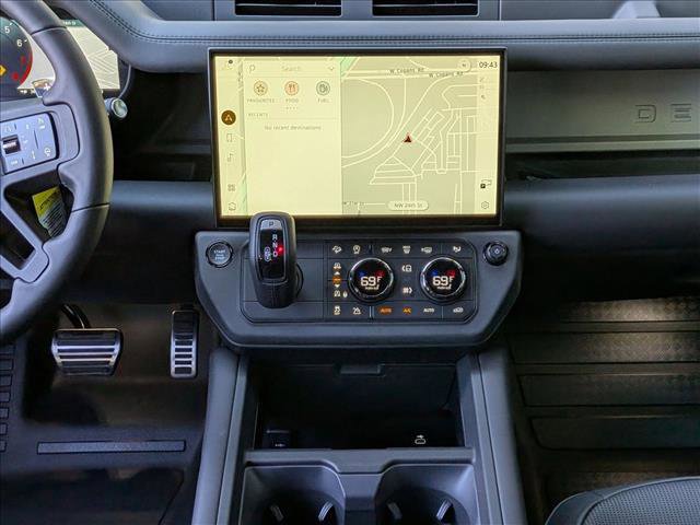 New 2026 Land Rover Defender 110 OCTA image 11