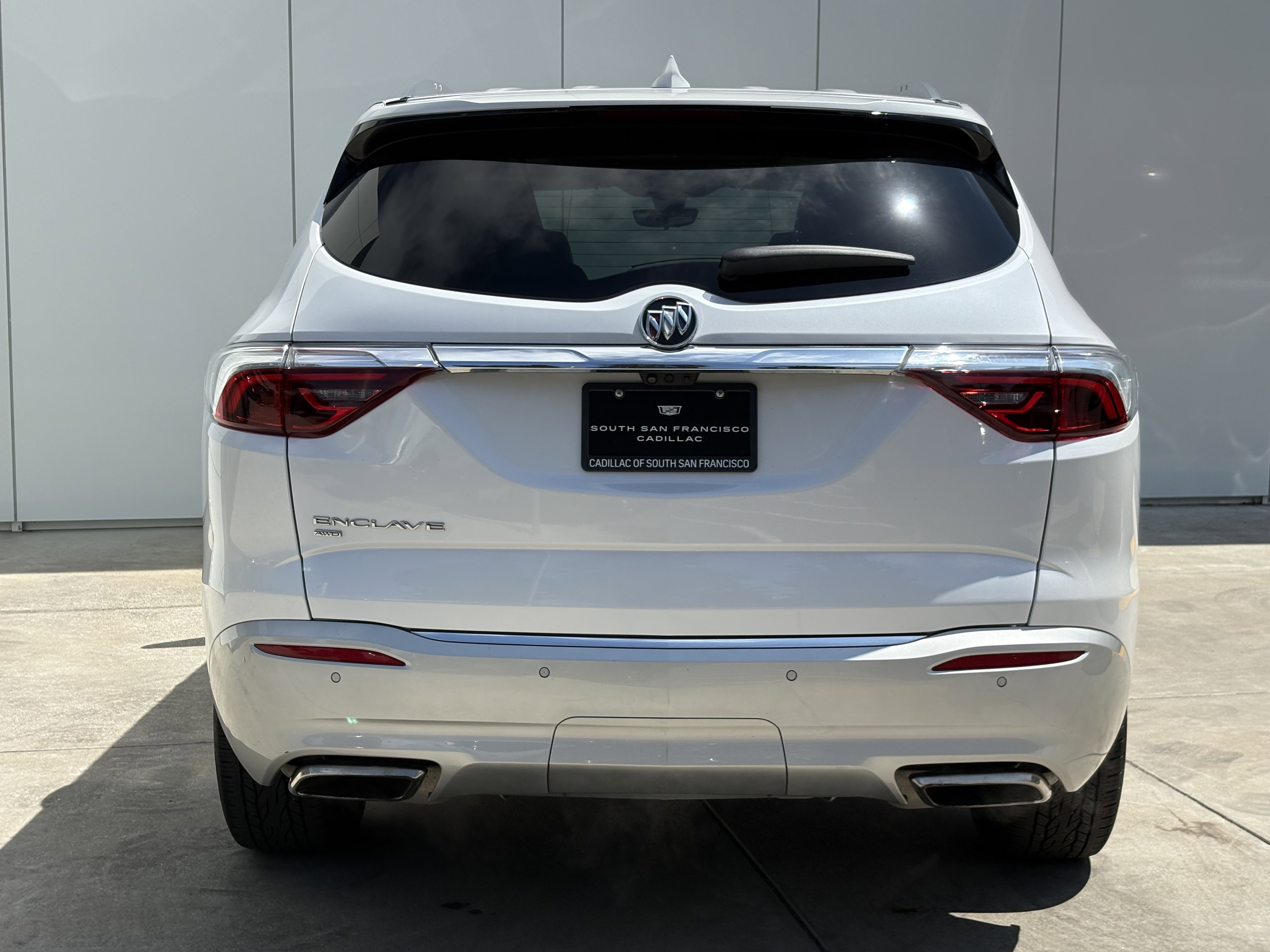 Used 2024 Buick Enclave Essence w/ Experience Buick Package AWD/4WD image 8