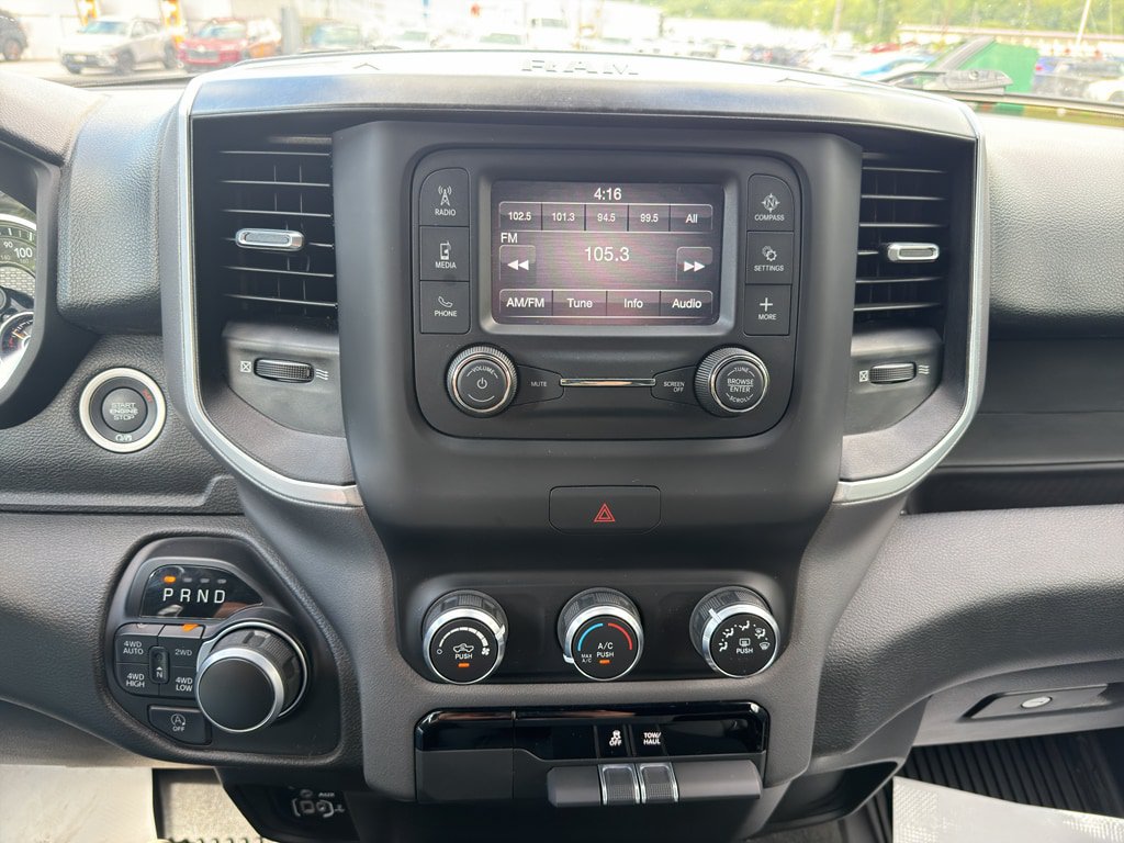 Used 2022 RAM 1500 Big Horn AWD/4WD image 17