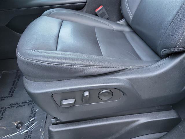 Used 2023 Chevrolet Tahoe LT image 4