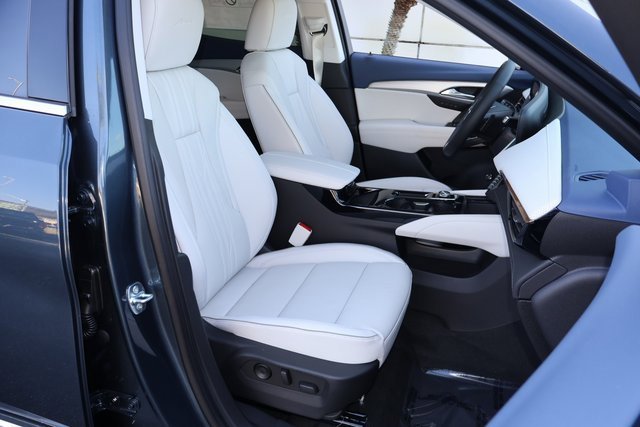 New 2026 Buick Envision Avenir image 17