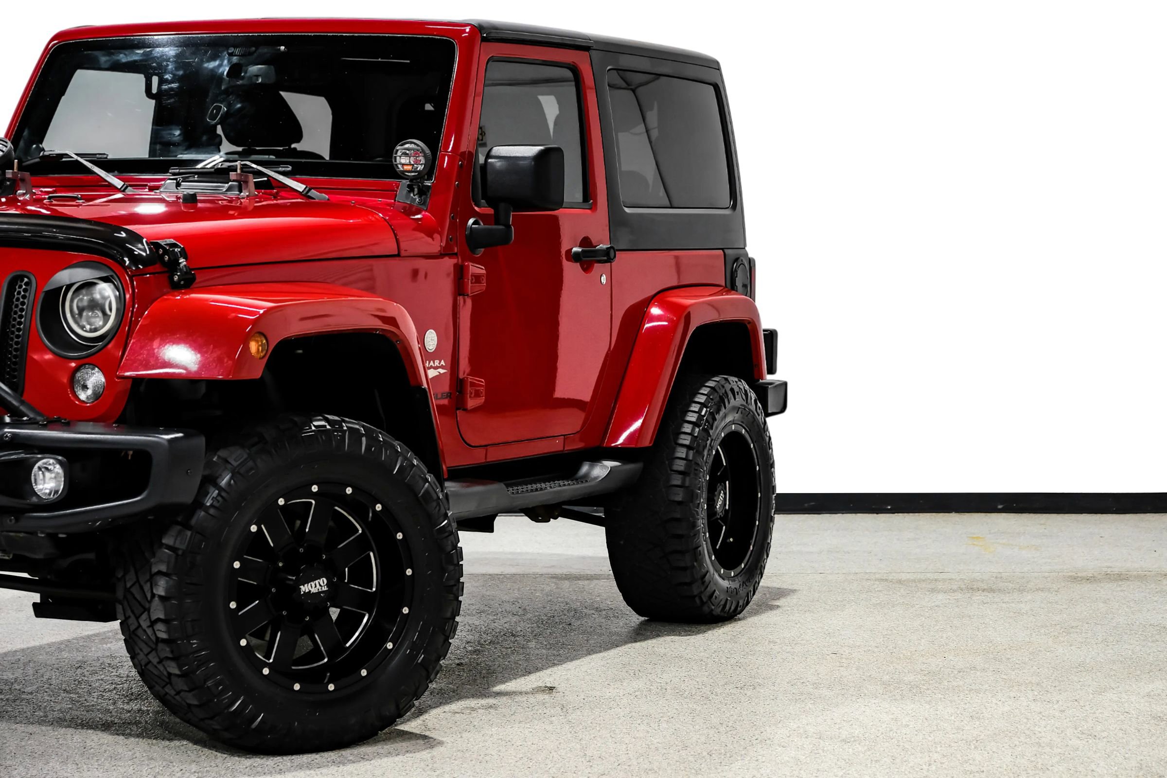 Used 2014 Jeep Wrangler Sahara w/ Connectivity Group image 11