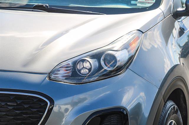 Used 2020 Kia Sportage LX image 8