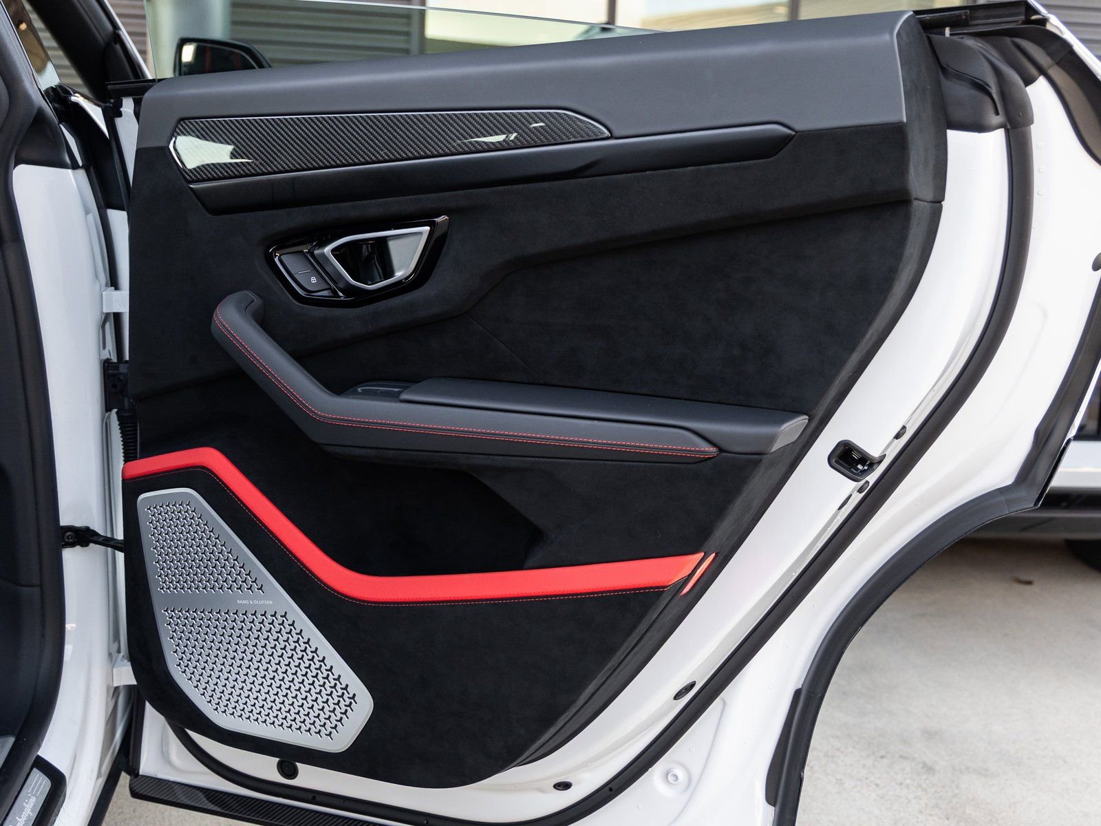 Used 2024 Lamborghini Urus Performante image 46