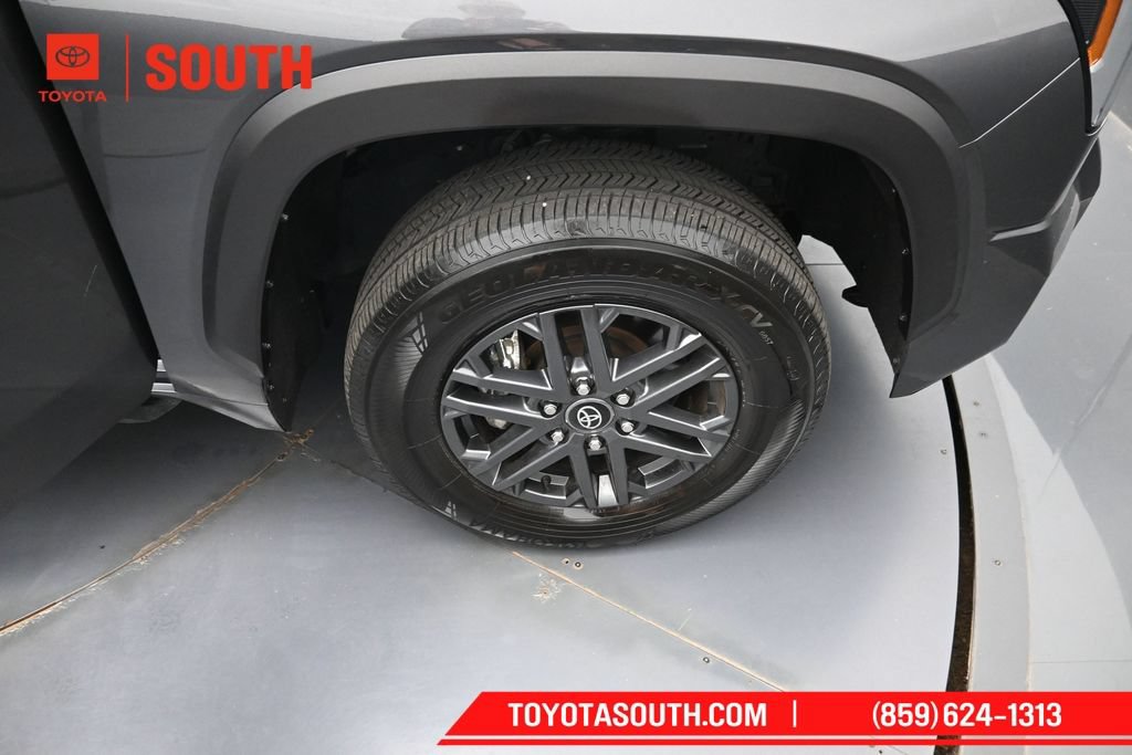 Used 2025 Toyota Tundra SR5 w/ SR5 Convenience Package AWD/4WD image 32