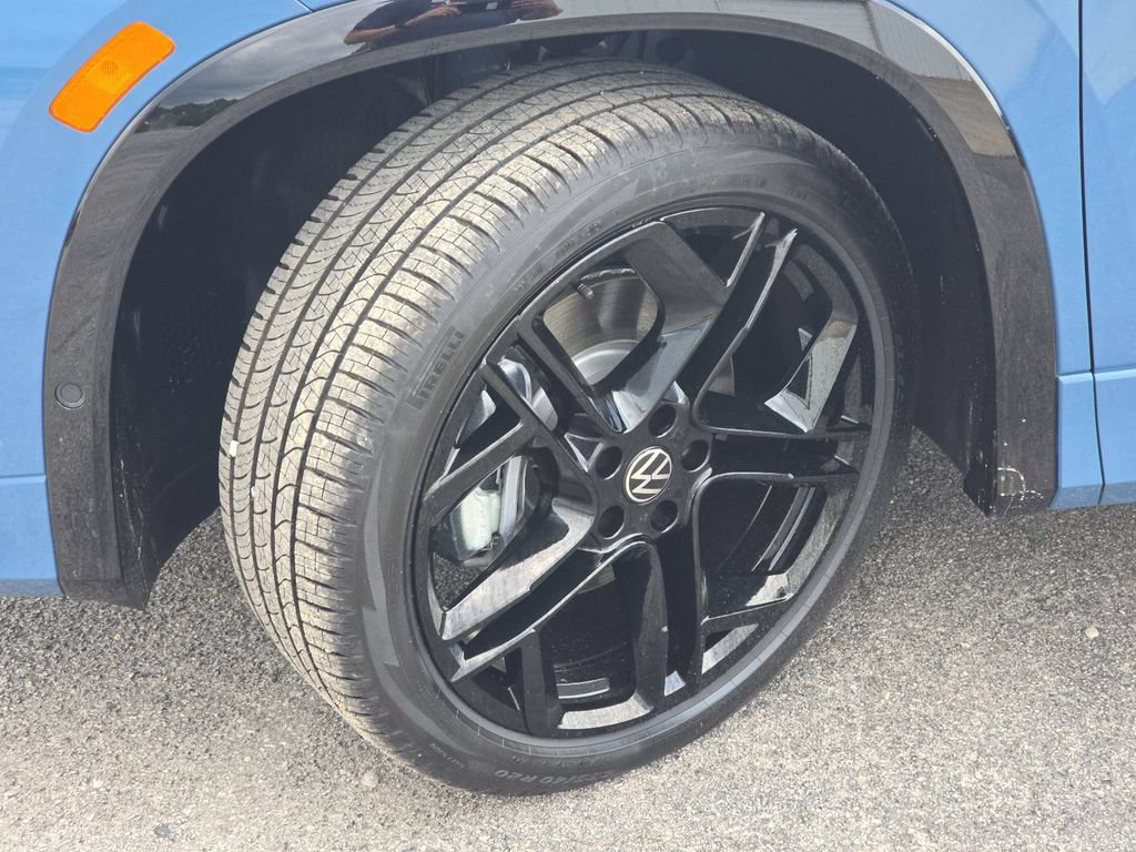 New 2026 Volkswagen Tiguan SE R-Line AWD/4WD image 29