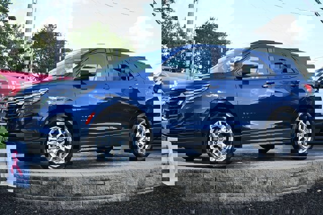 Used 2022 Chevrolet Equinox LS w/ LS Convenience Package