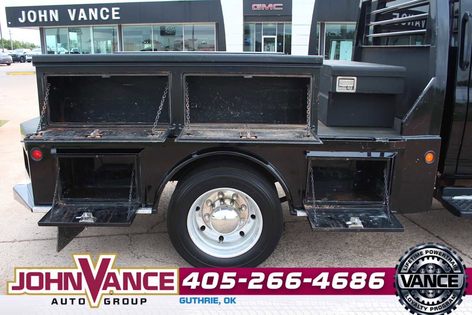 Used 2005 GMC TopKick C4500 2WD Crew Cab image 14