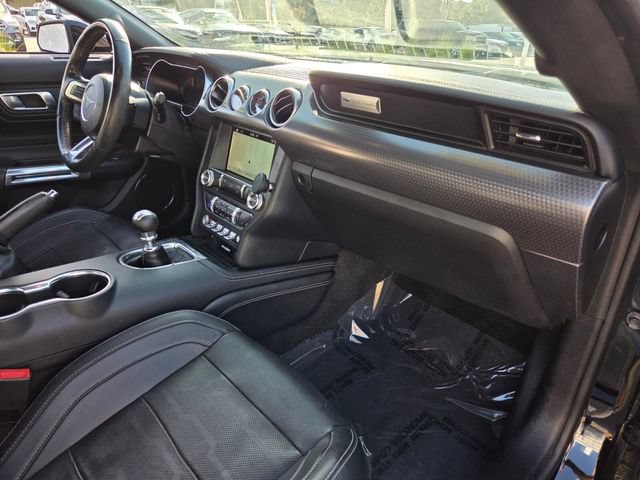 Used 2018 Ford Mustang GT Premium w/ GT Performance Package RWD image 19