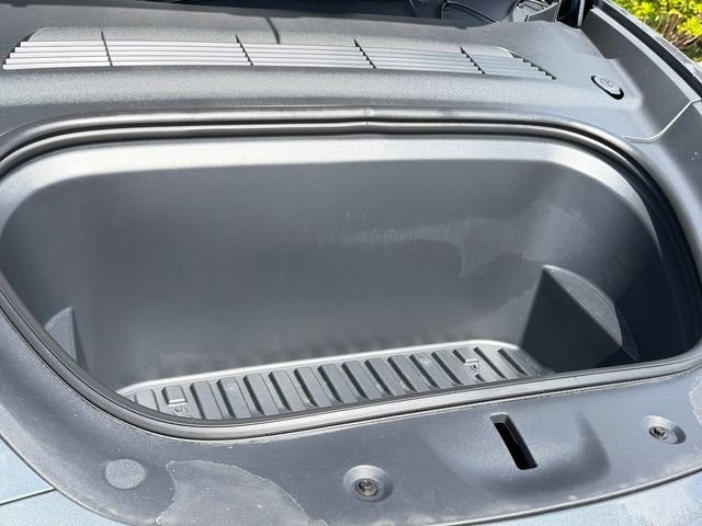 Used 2024 Tesla Model Y Long Range AWD/4WD image 21