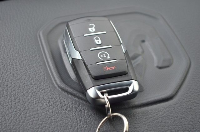 New 2026 RAM 1500 Laramie AWD/4WD image 22