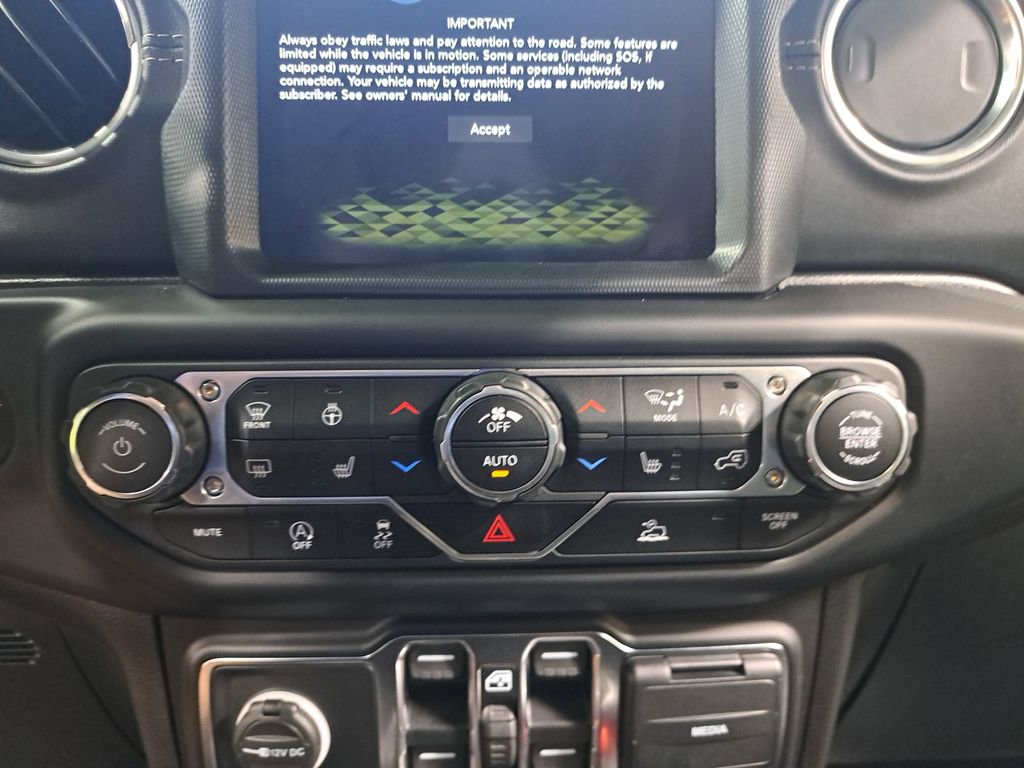 Used 2021 Jeep Wrangler Unlimited Sahara w/ Uconnect 4C Nav & Sound Group image 20