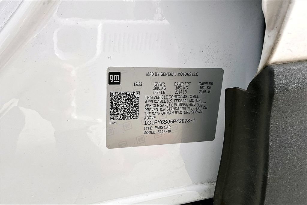 Used 2023 Chevrolet Bolt EUV LT w/ Driver Confidence Package FWD image 36