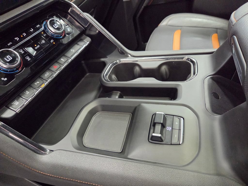 Used 2024 GMC Sierra 2500 AT4 w/ Technology Package AWD/4WD image 43