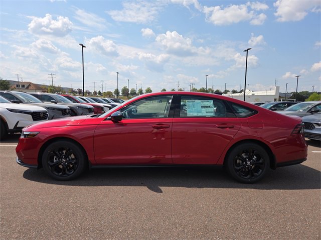 New 2025 Honda Accord SE image 2