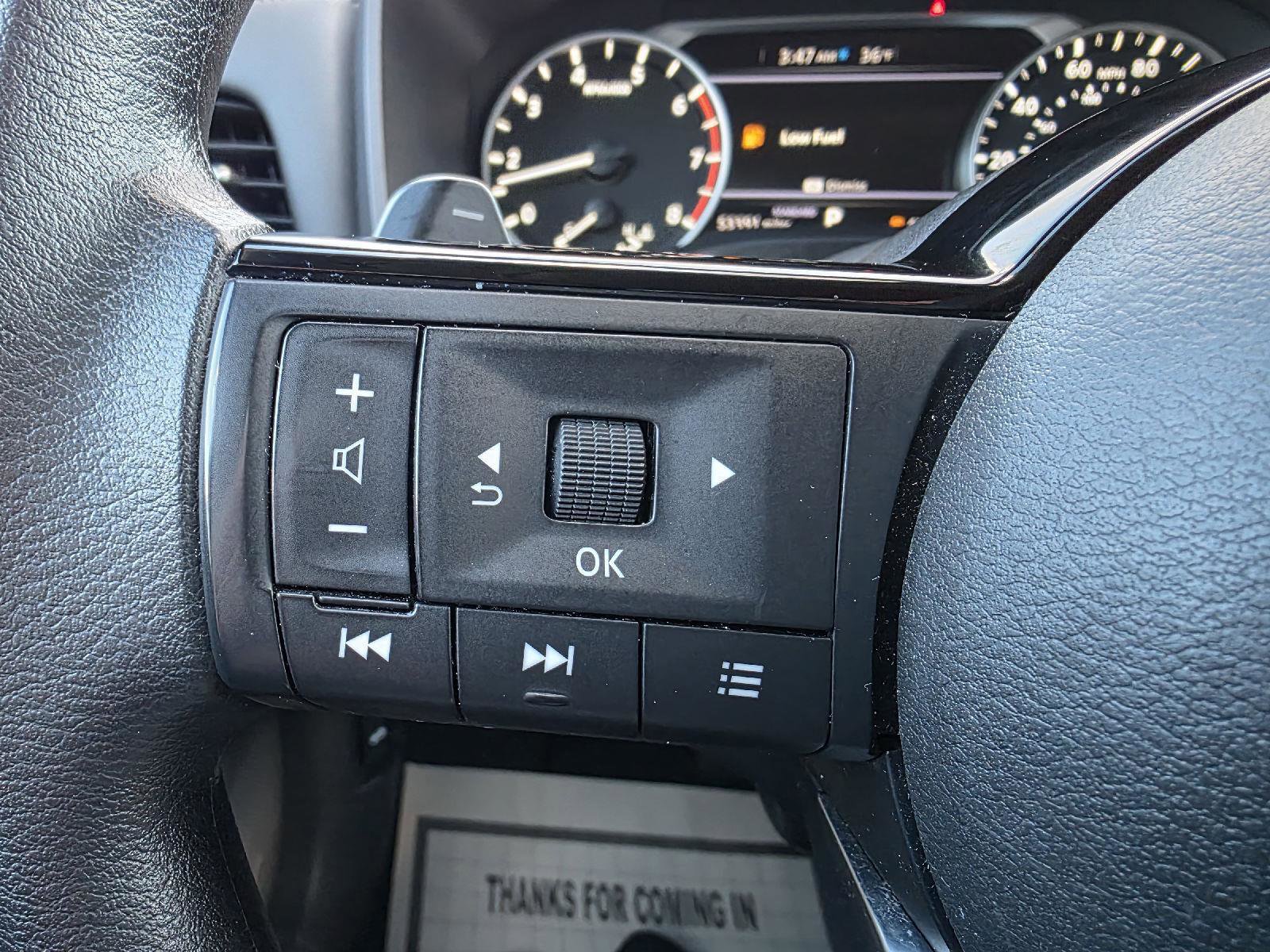 Used 2023 Nissan Rogue SV image 17