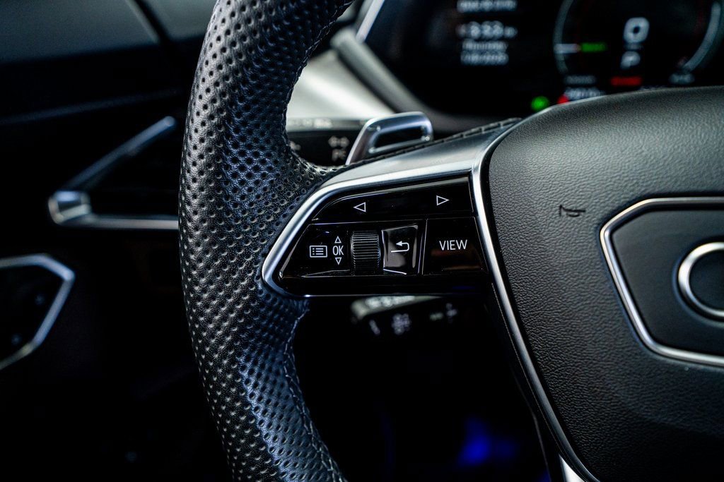 Used 2024 Audi RS e-tron GT w/ Carbon Performance Package image 41