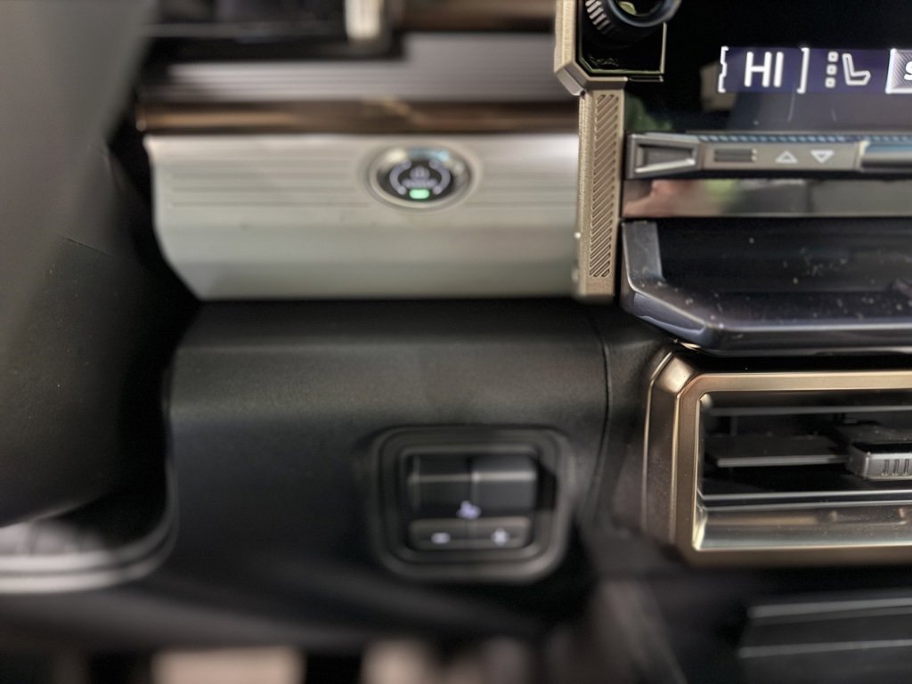 New 2025 GMC Hummer EV 2X w/ LPO, Sport Package image 38