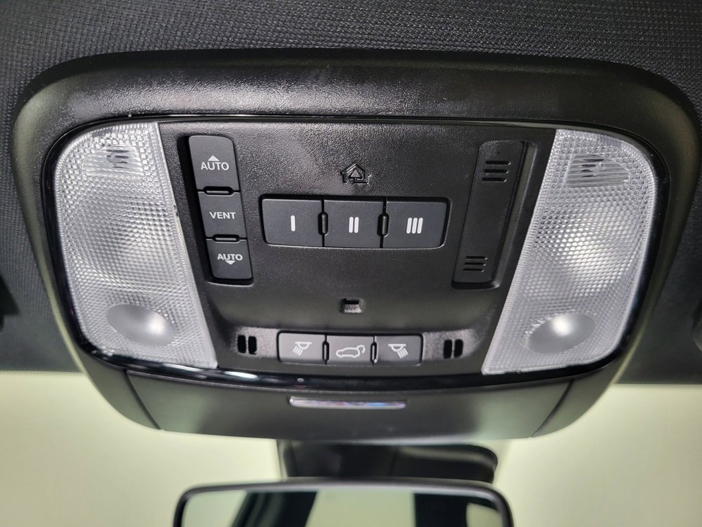 Used 2024 Dodge Durango GT image 15