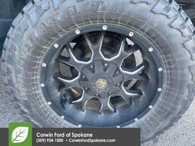 Used 2017 GMC Sierra 2500 Denali w/ Suspension Package, Off-Road image 22