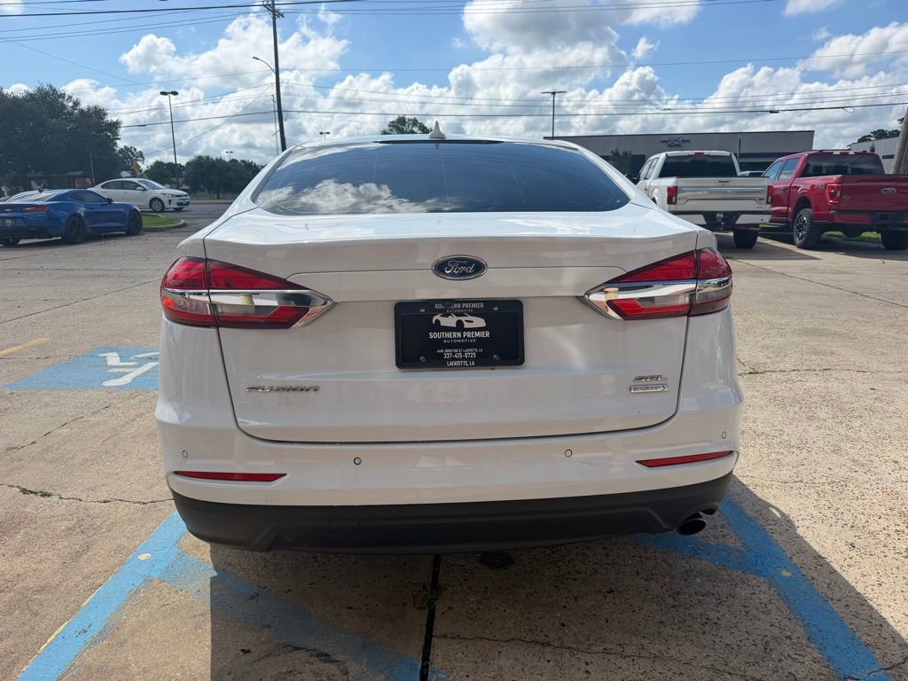 Used 2019 Ford Fusion SEL FWD image 6