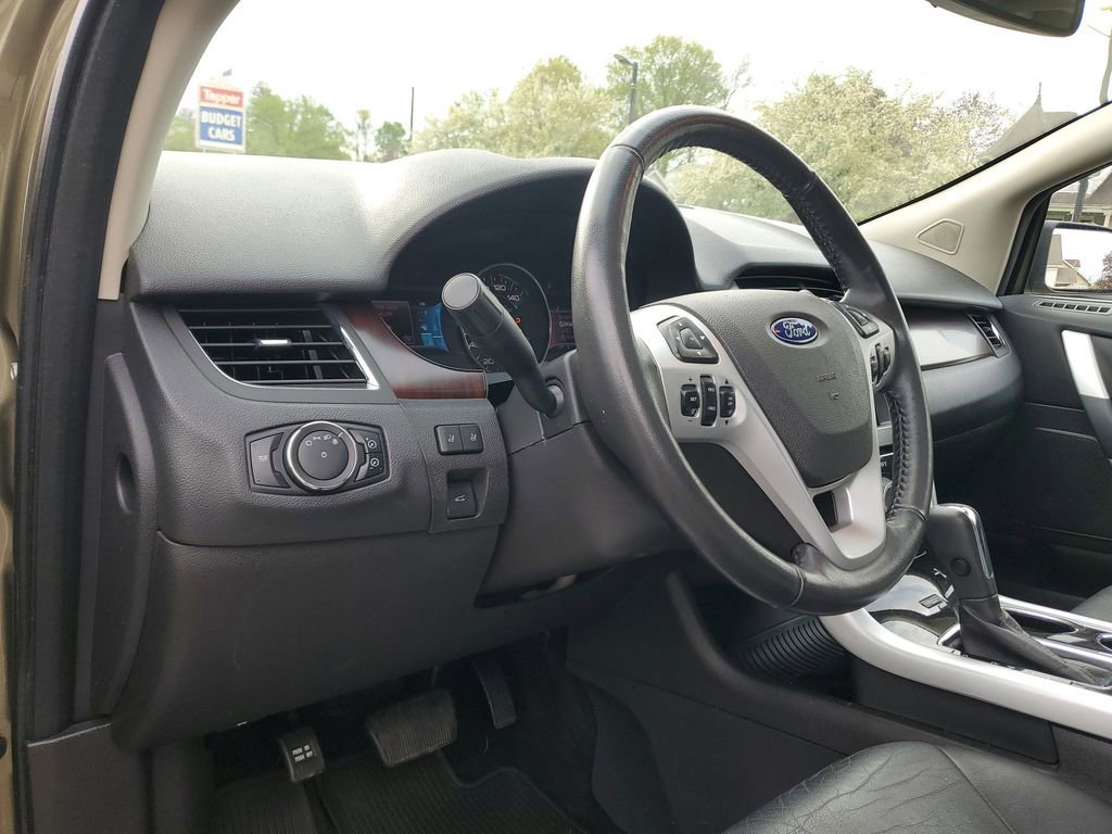 Used 2012 Ford Edge Limited FWD image 18