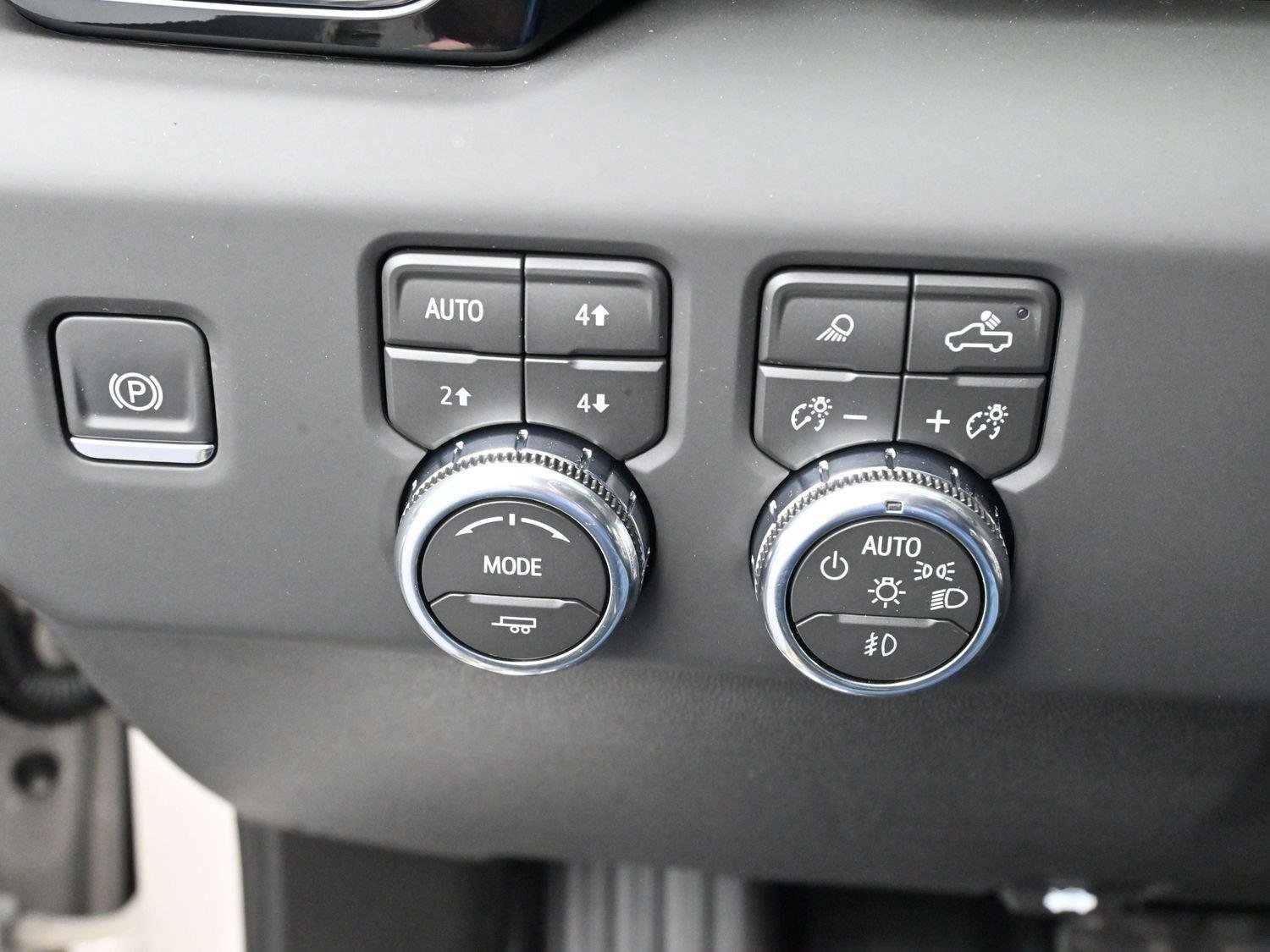 Used 2026 GMC Sierra 1500 AT4X image 21