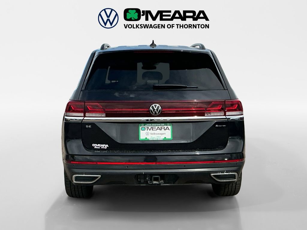 Used 2025 Volkswagen Atlas SE AWD/4WD image 4
