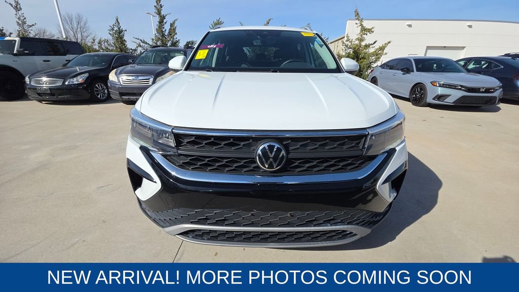 Used 2022 Volkswagen Taos SE image 8