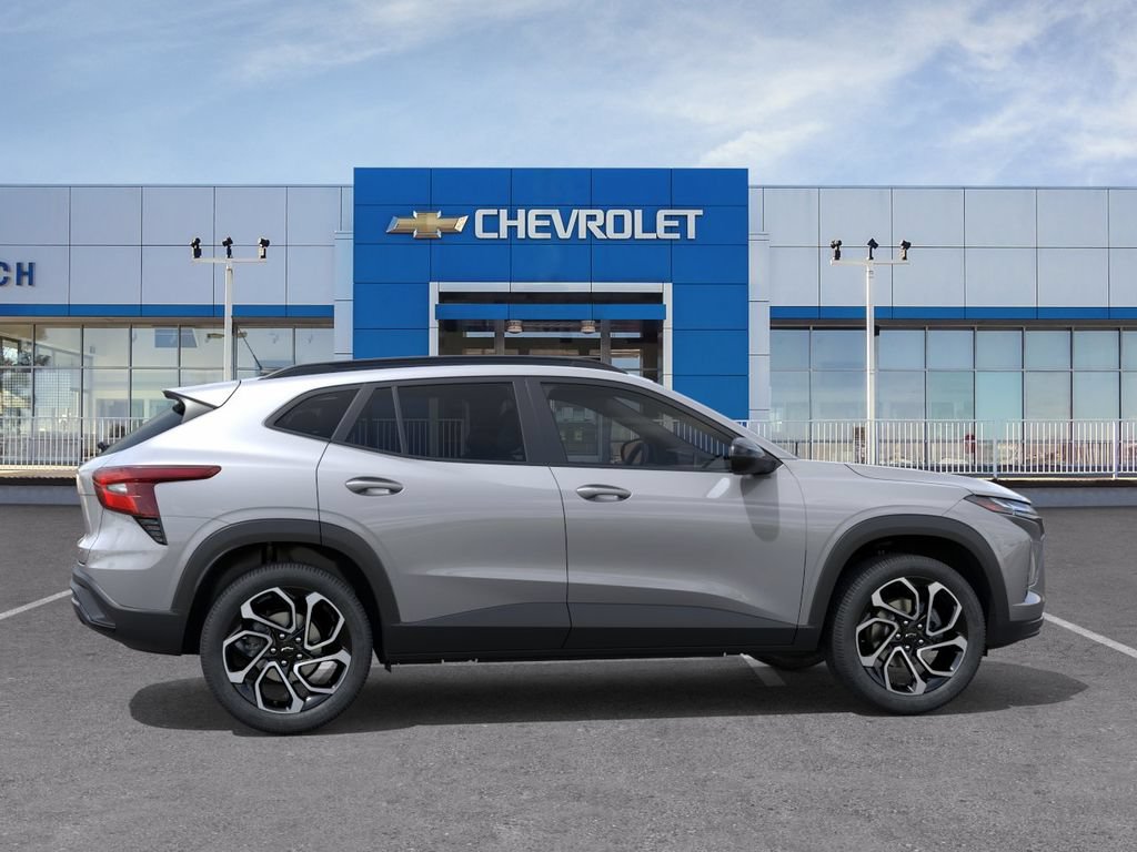 New 2026 Chevrolet Trax RS w/ Sunroof Package FWD image 5