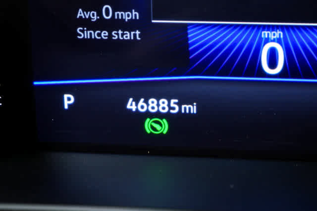 Used 2022 Volkswagen Tiguan SE image 6