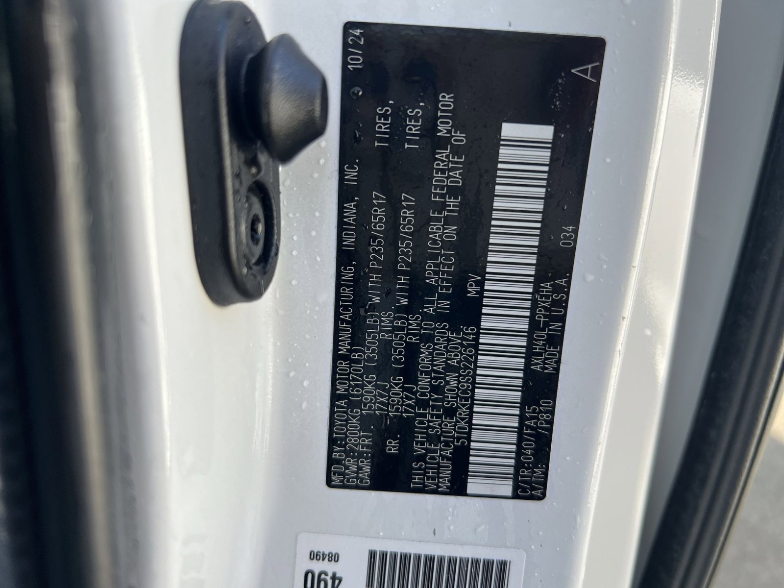 Used 2025 Toyota Sienna LE image 28