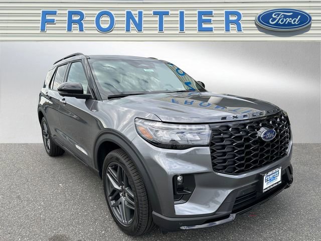 New 2025 Ford Explorer ST-Line w/ Premium Package