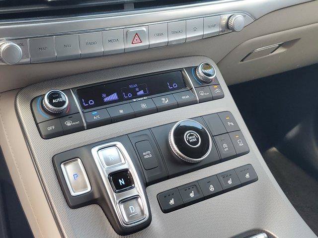Used 2022 Hyundai Palisade Limited FWD image 27