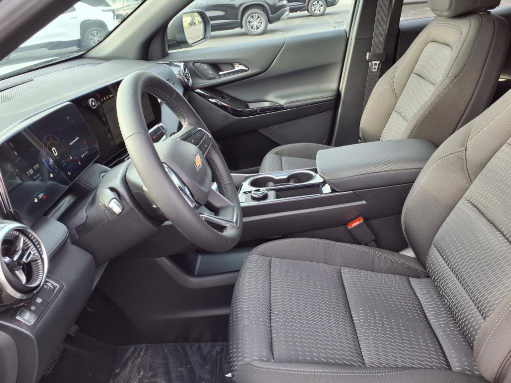 New 2026 Chevrolet Equinox LT FWD image 11