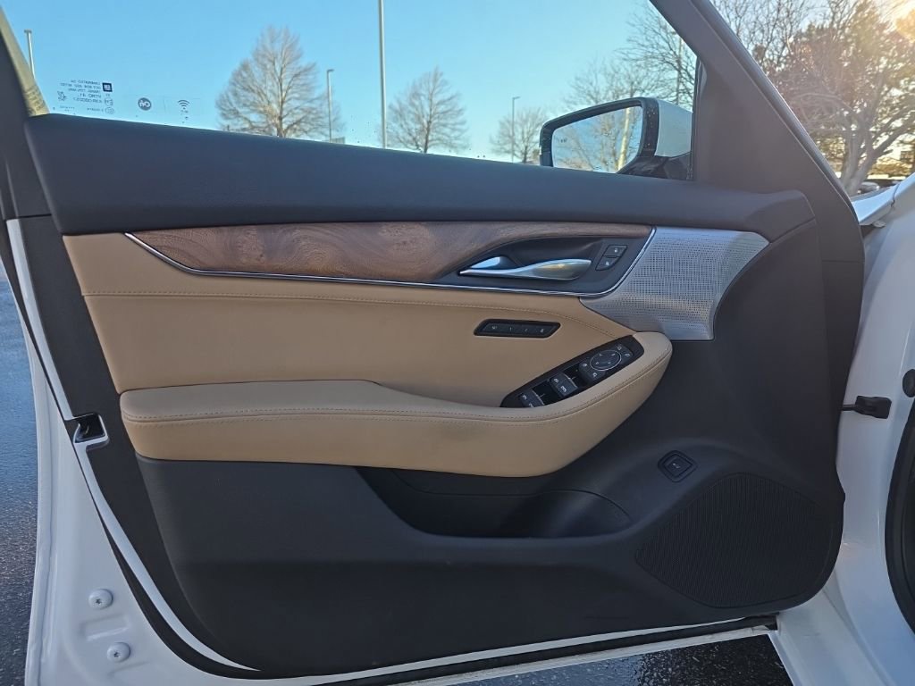 Certified 2023 Cadillac CT5 Luxury image 10