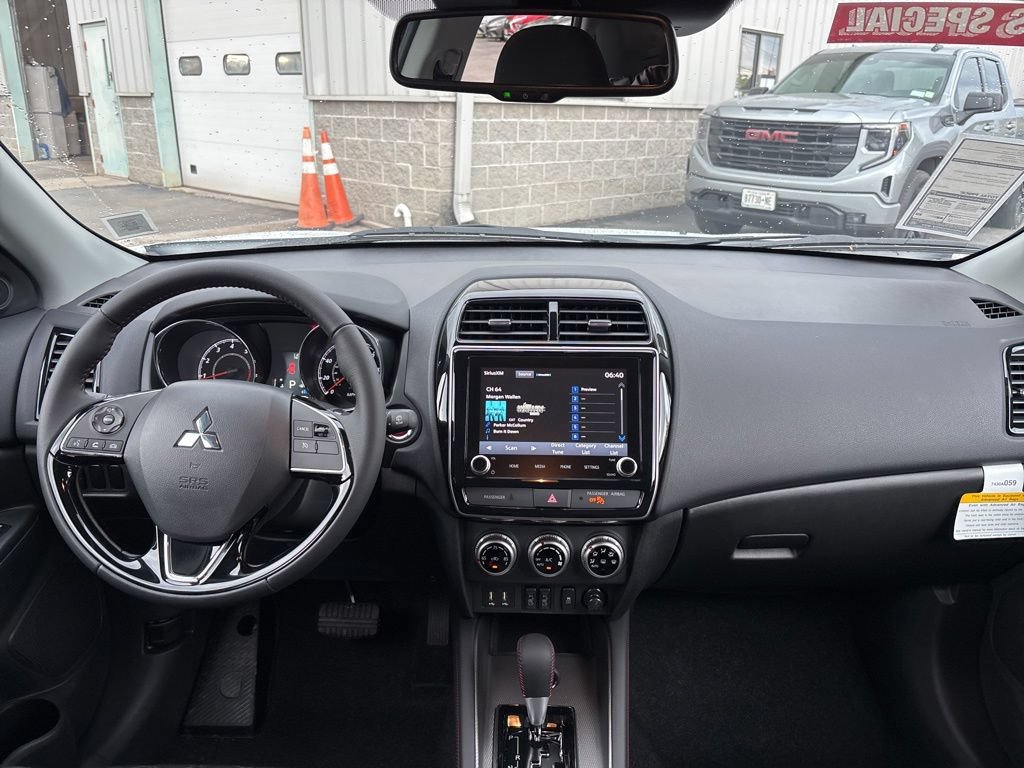 Used 2024 Mitsubishi Outlander Sport Ralliart AWD/4WD image 17