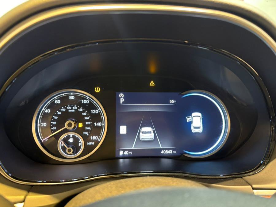 Used 2023 Genesis GV70 2.5T w/ Advanced Package image 14