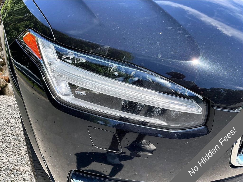 Used 2017 Volvo XC90 T6 Momentum w/ Vision Package AWD/4WD image 28