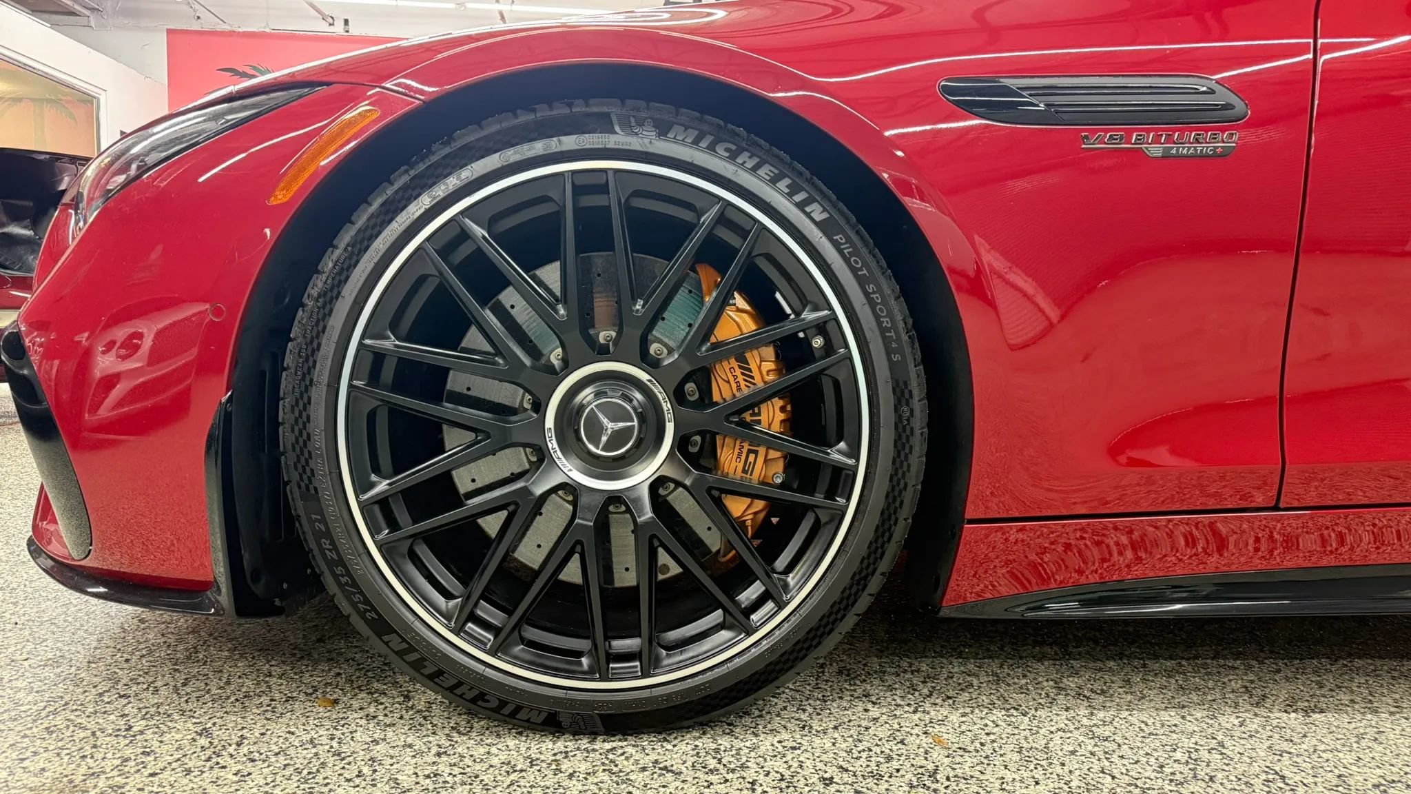 Used 2025 Mercedes-Benz SL 63 AMG 4MATIC w/ AMG Aerodynamics Package image 3