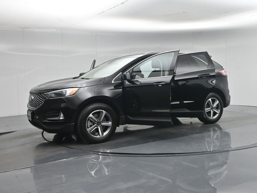 Used 2024 Ford Edge SEL w/ Convenience Package AWD/4WD image 6