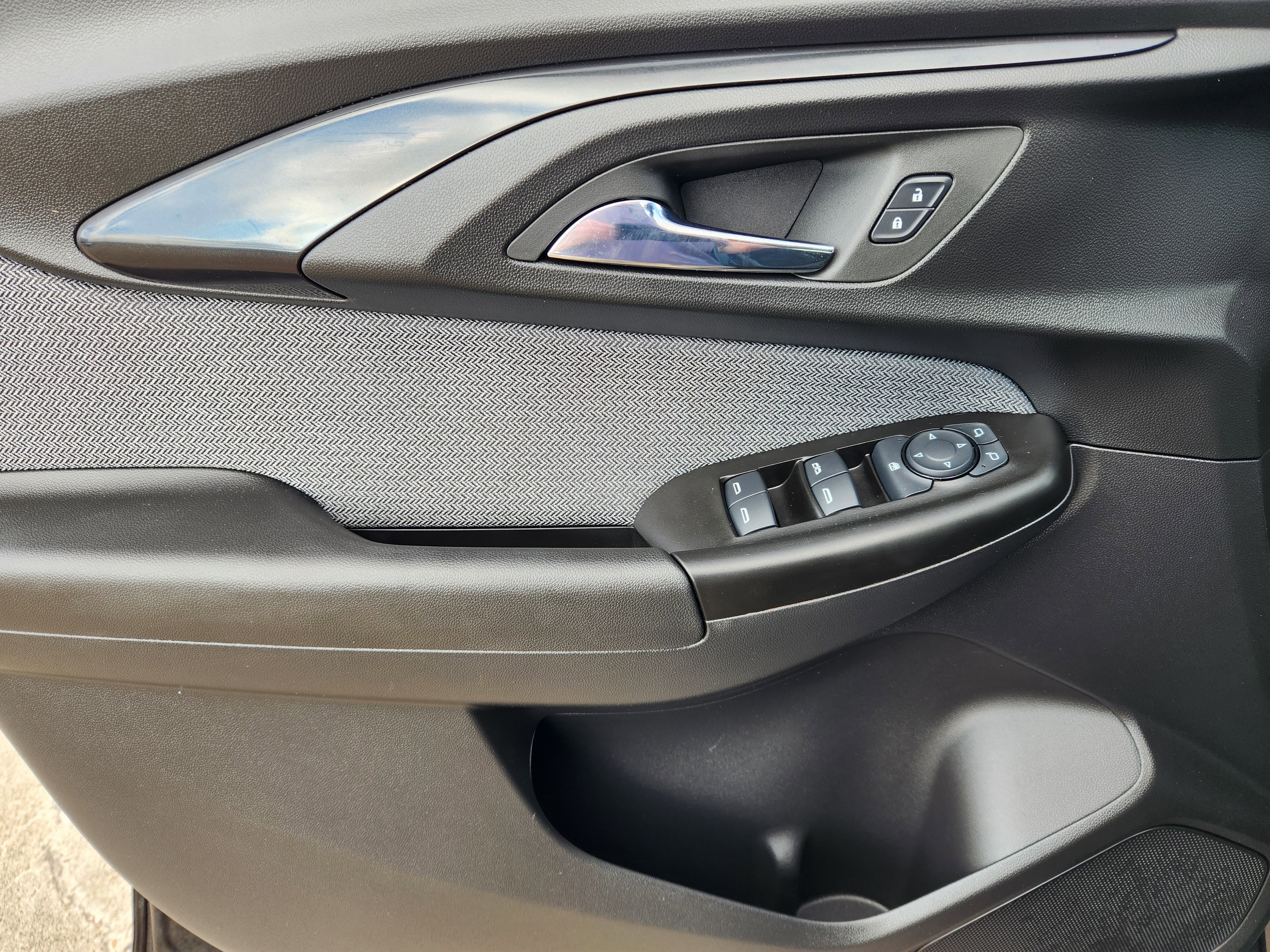 Certified 2023 Chevrolet TrailBlazer LT w/ Convenience Package image 23