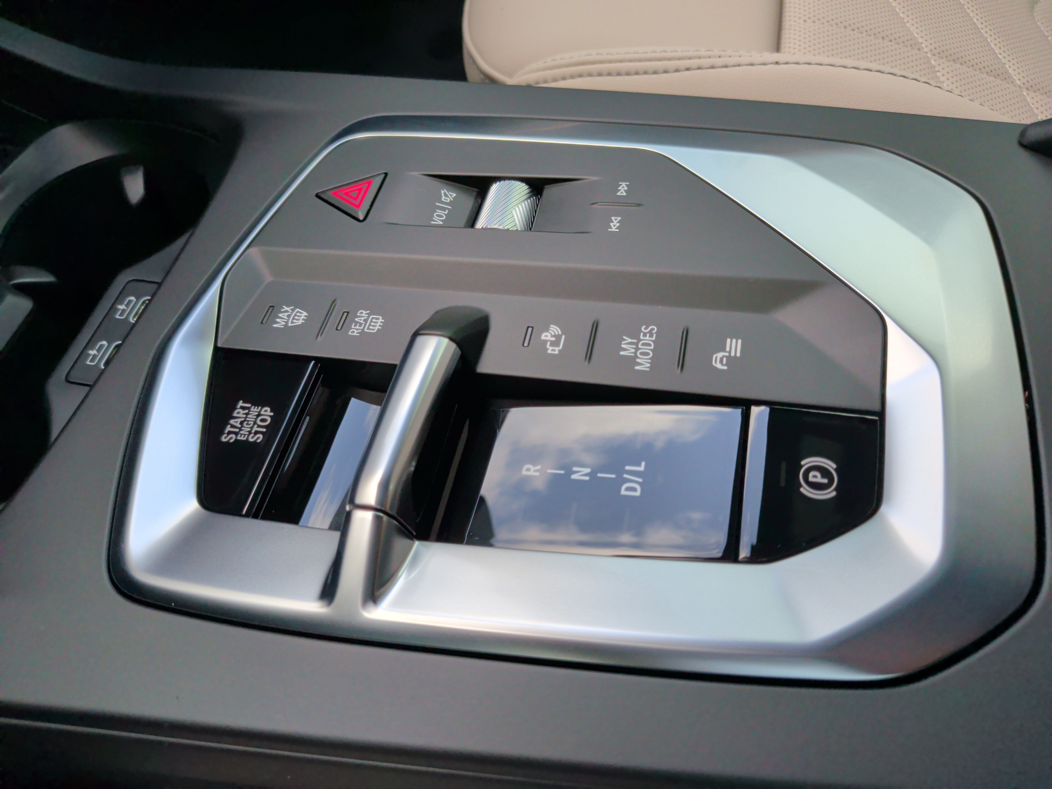 New 2026 BMW 228i w/ Technology Package FWD image 19