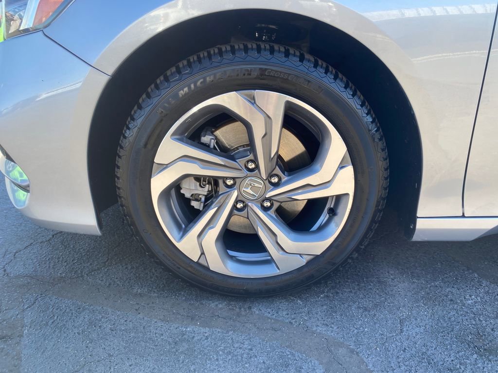 Used 2018 Honda Accord EX-L image 25